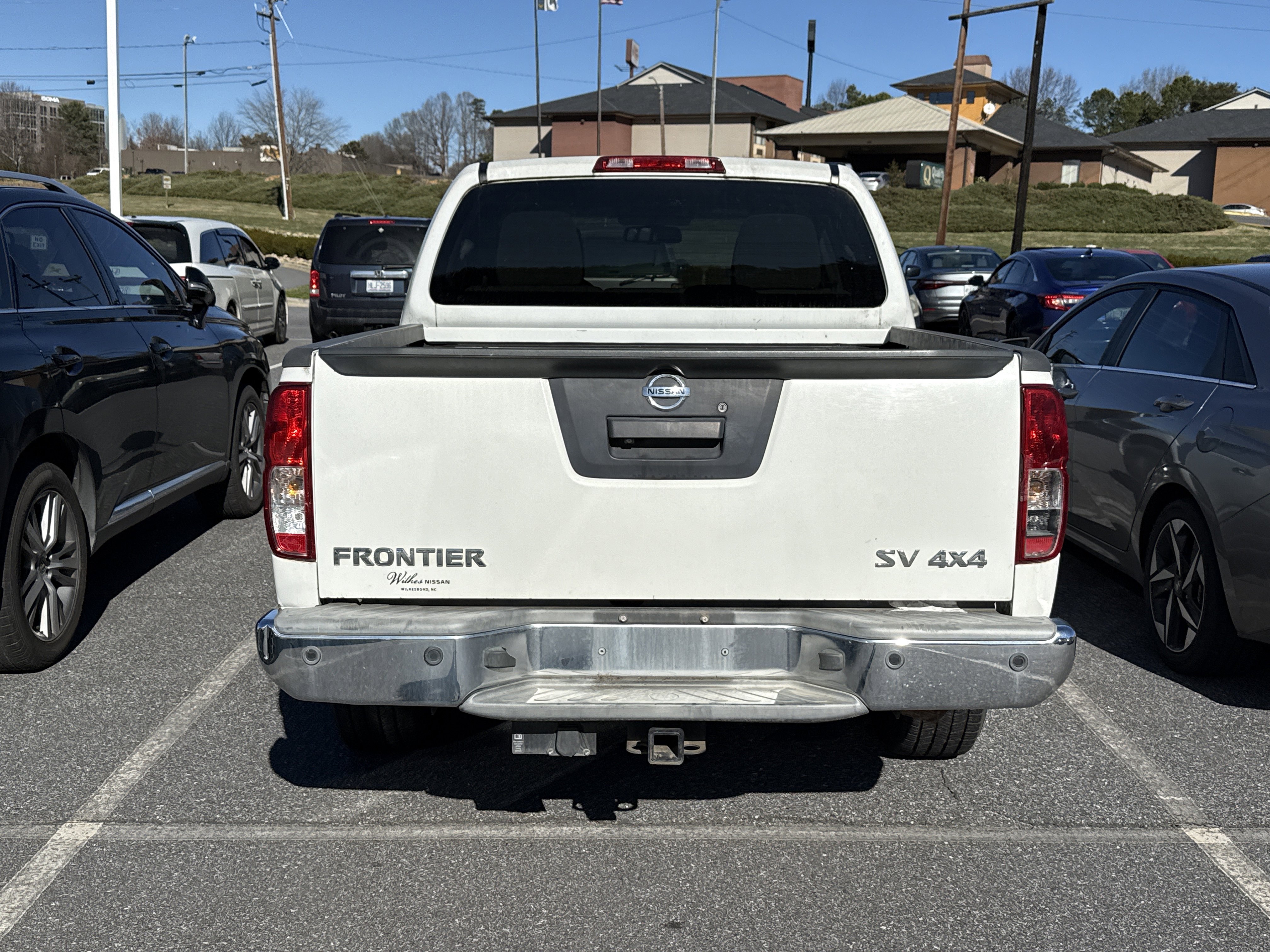 Used 2013 Nissan Frontier SV w/ SV Value Truck Pkg image 9