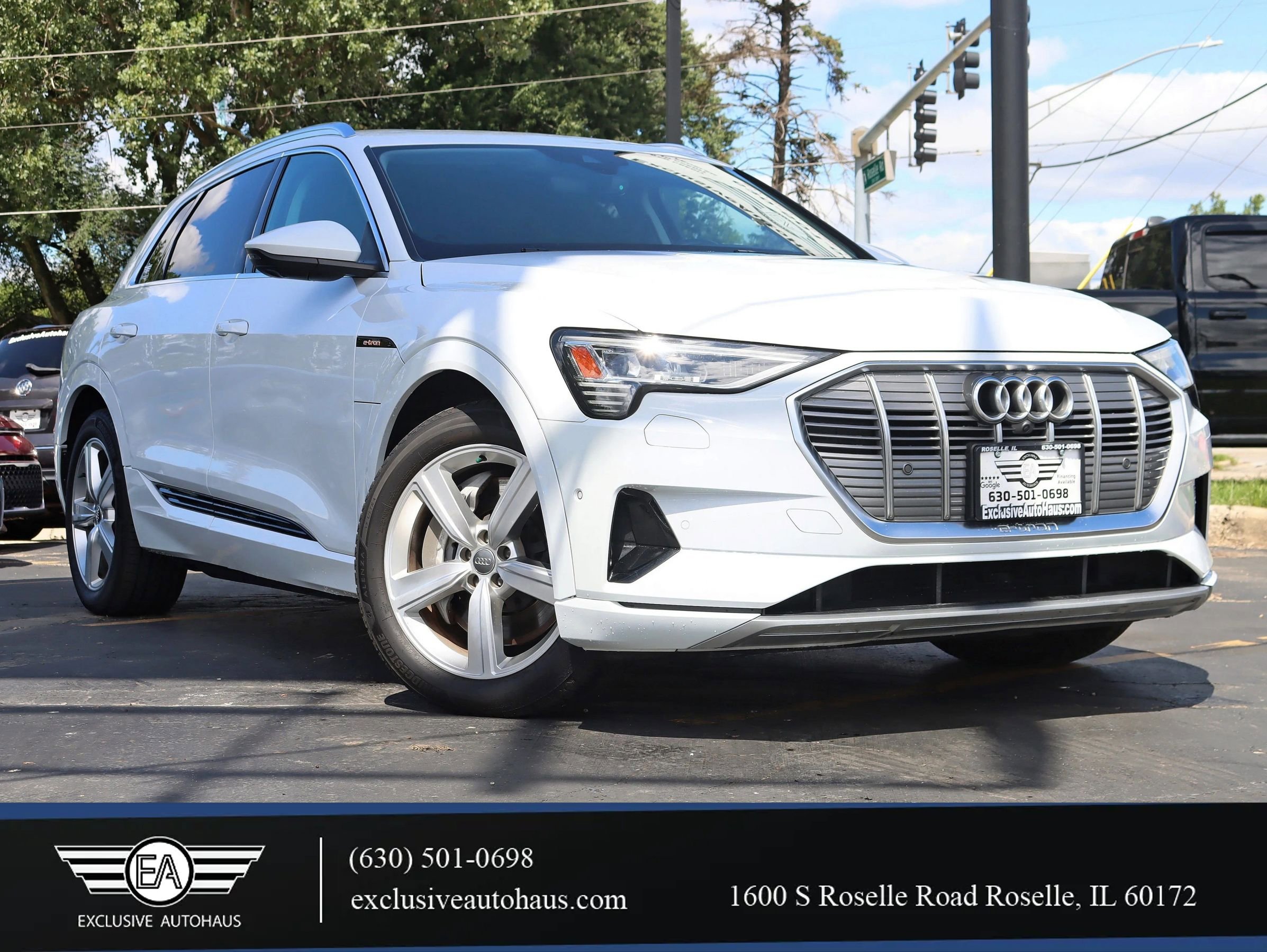 Used 2019 Audi e-tron Premium Plus image 1