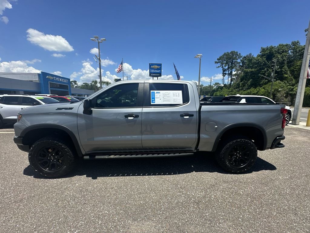 Used 2023 Chevrolet Silverado 1500 ZR2 w/ Technology Package AWD/4WD image 13