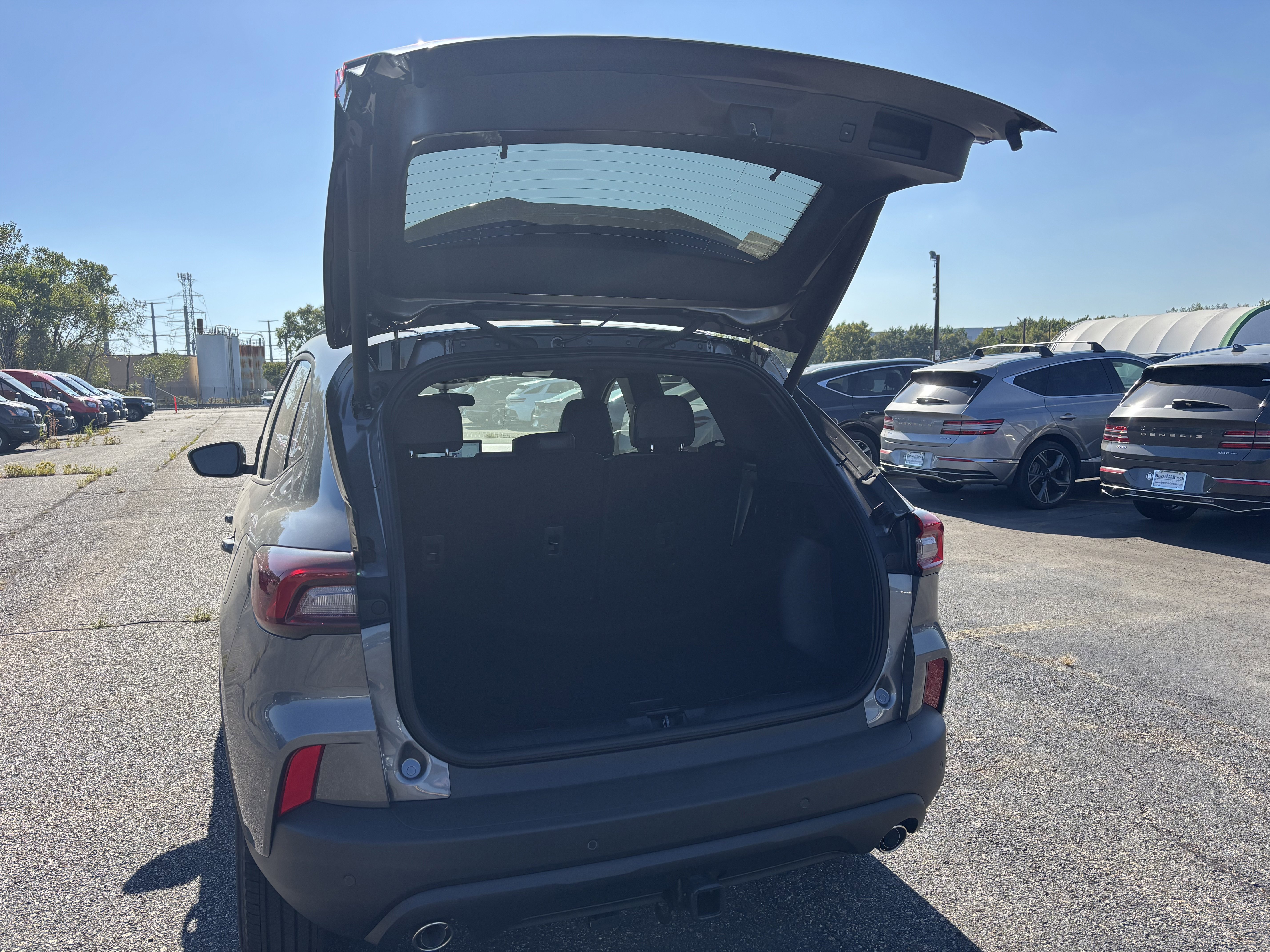 New 2026 Ford Escape ST-Line Select w/ Tech Pack #2 image 9