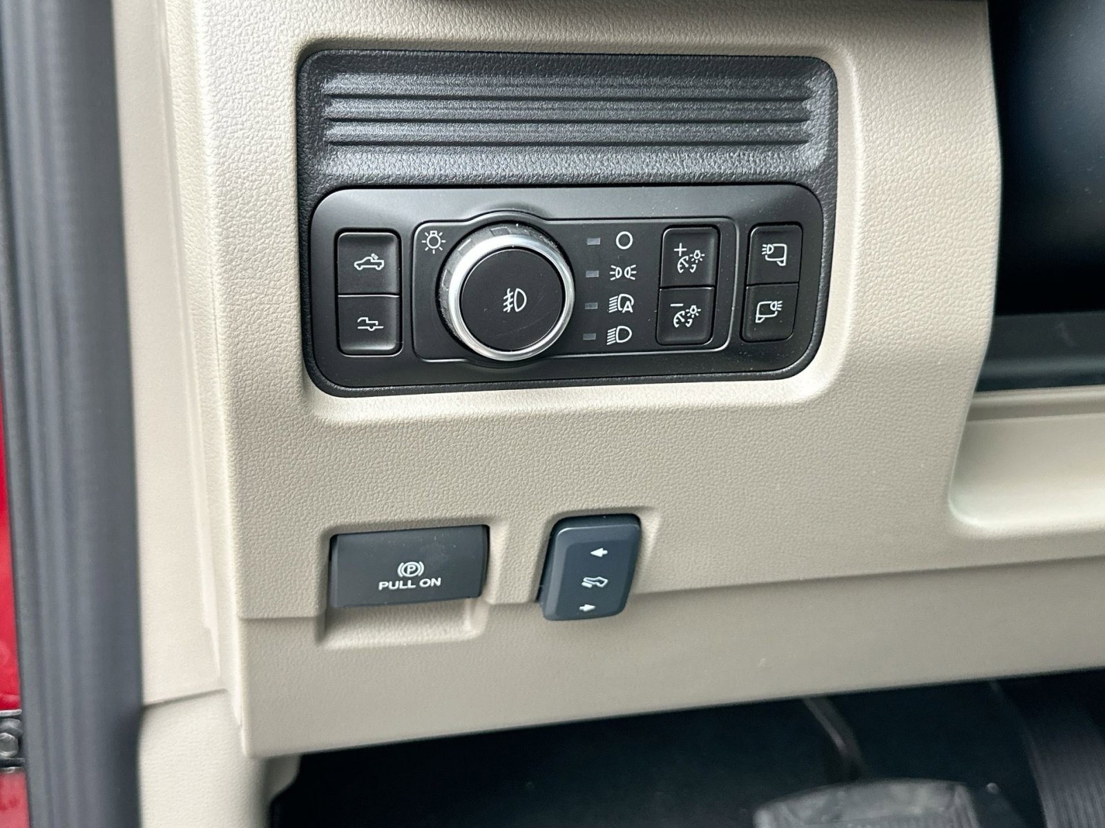 New 2026 Ford F450 Platinum w/ Platinum Plus Package AWD/4WD image 17