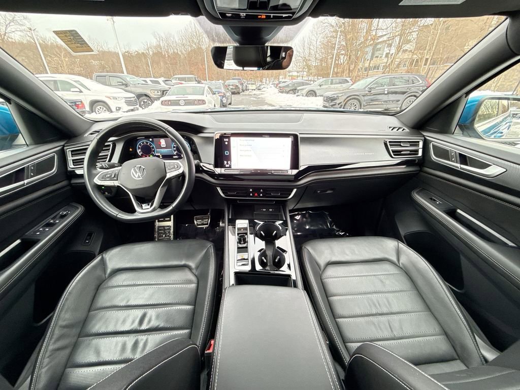 Used 2024 Volkswagen Atlas Cross Sport SEL R-Line image 22