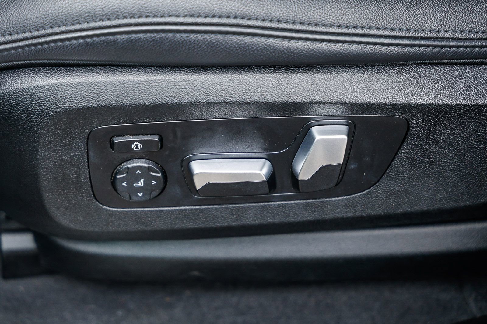 Used 2022 BMW X5 xDrive45e image 22