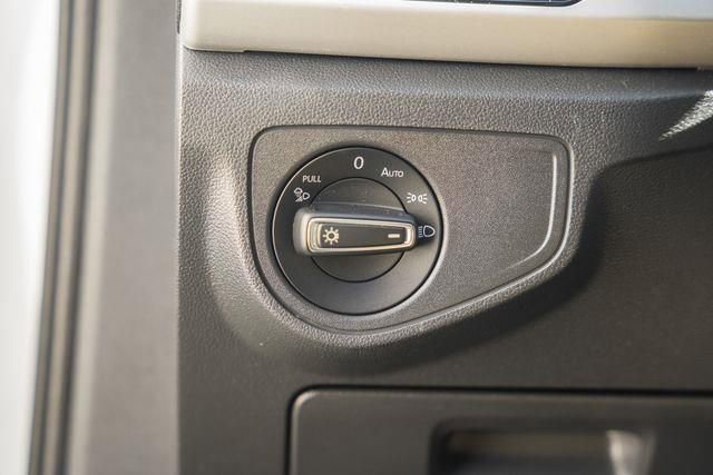 Used 2023 Volkswagen Atlas Cross Sport SE w/ Panoramic Sunroof Package image 31