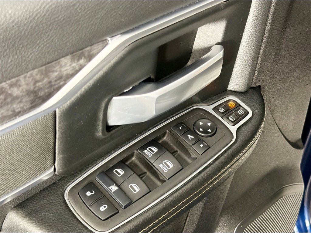 Used 2024 RAM 2500 Big Horn w/ Bed Utility Group image 16