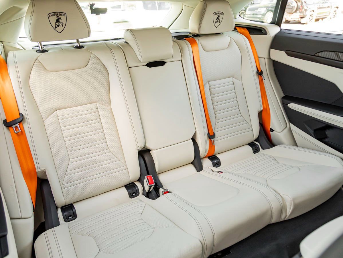Used 2025 Lamborghini Urus SE image 23