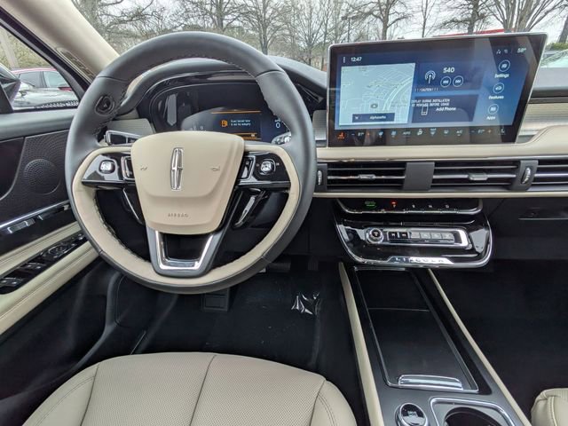 New 2026 Lincoln Corsair Premiere image 14