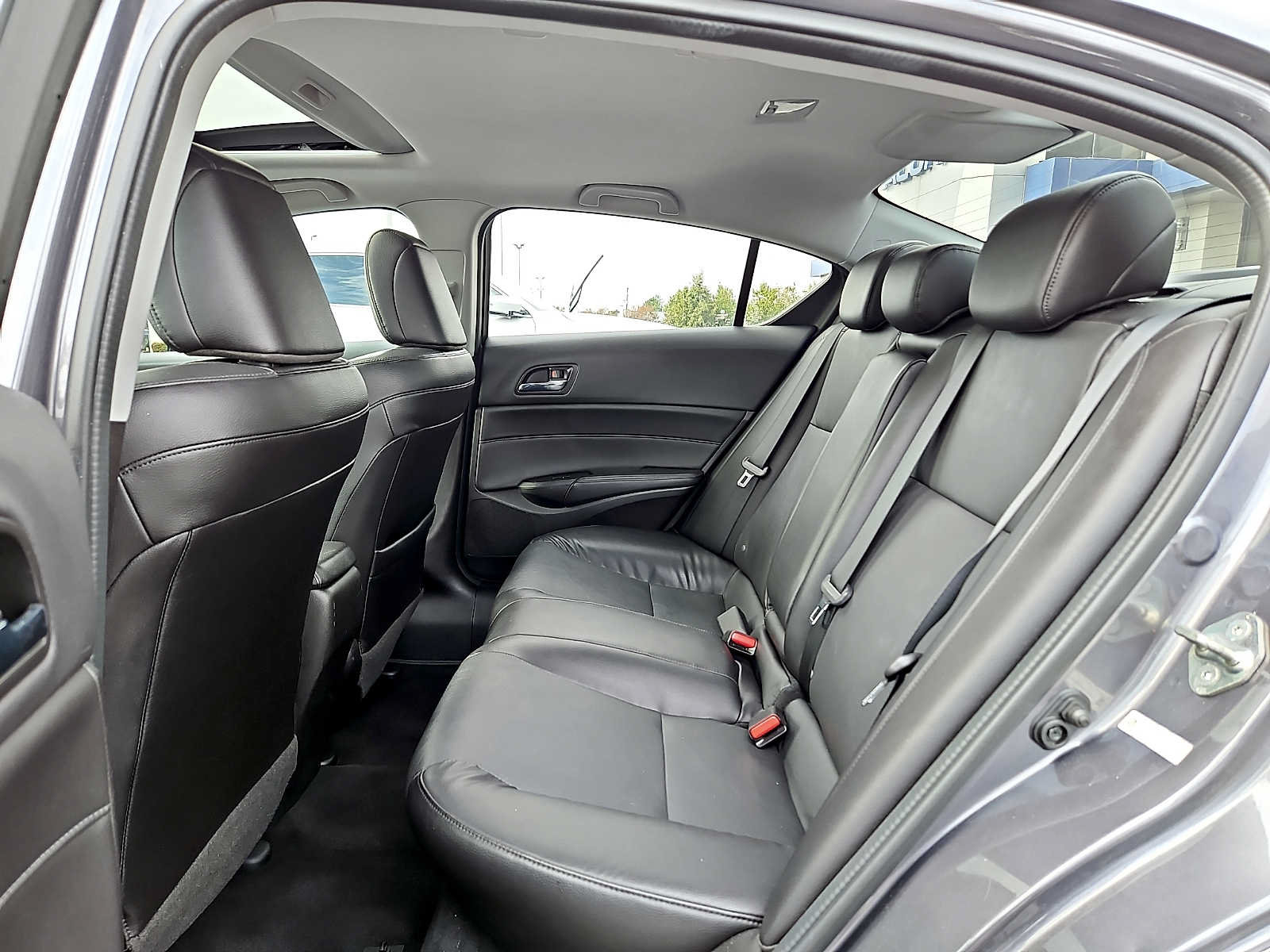 Used 2018 Acura ILX w/ Technology Plus Package FWD image 10