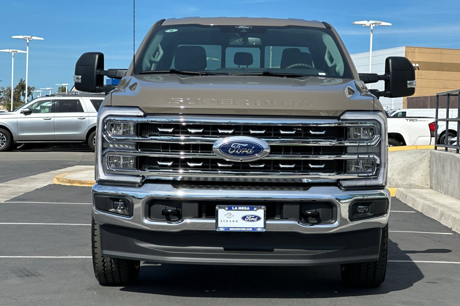 New 2026 Ford F250 XLT w/ XLT Premium Package AWD/4WD image 8