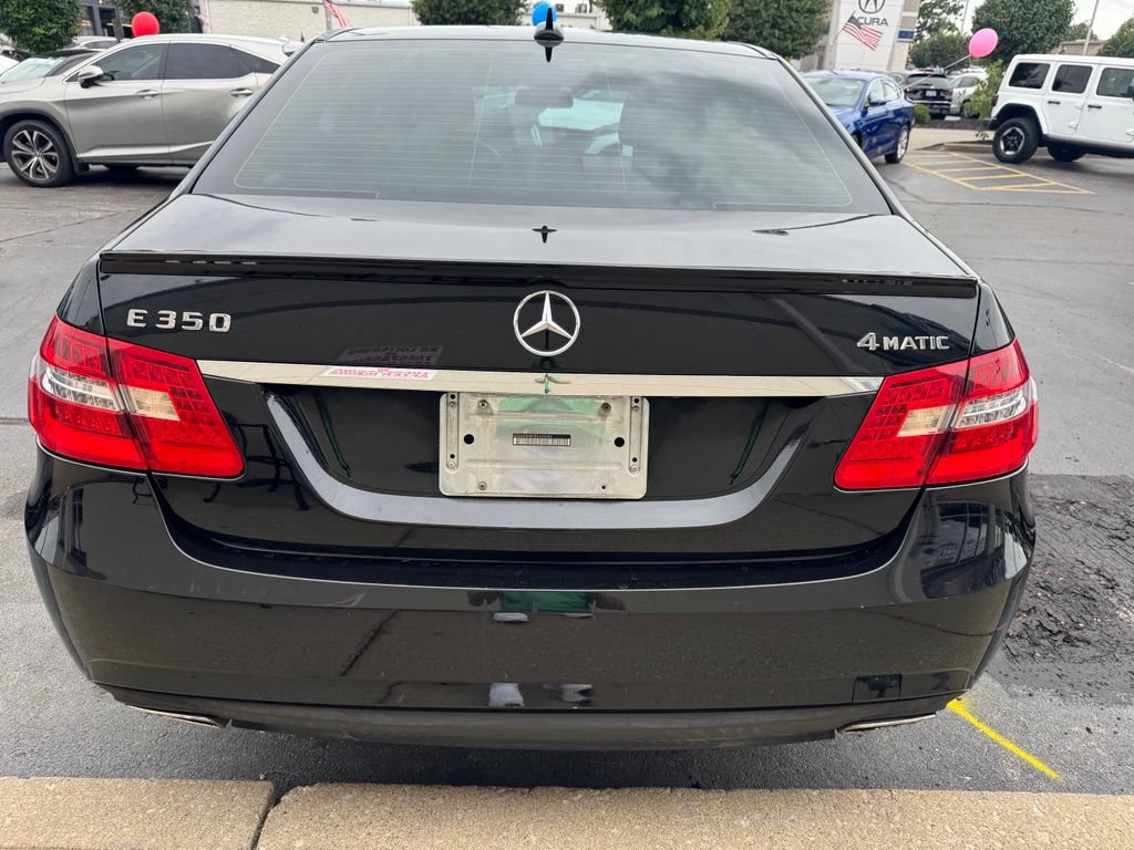 Used 2011 Mercedes-Benz E 350 4MATIC Sedan image 4