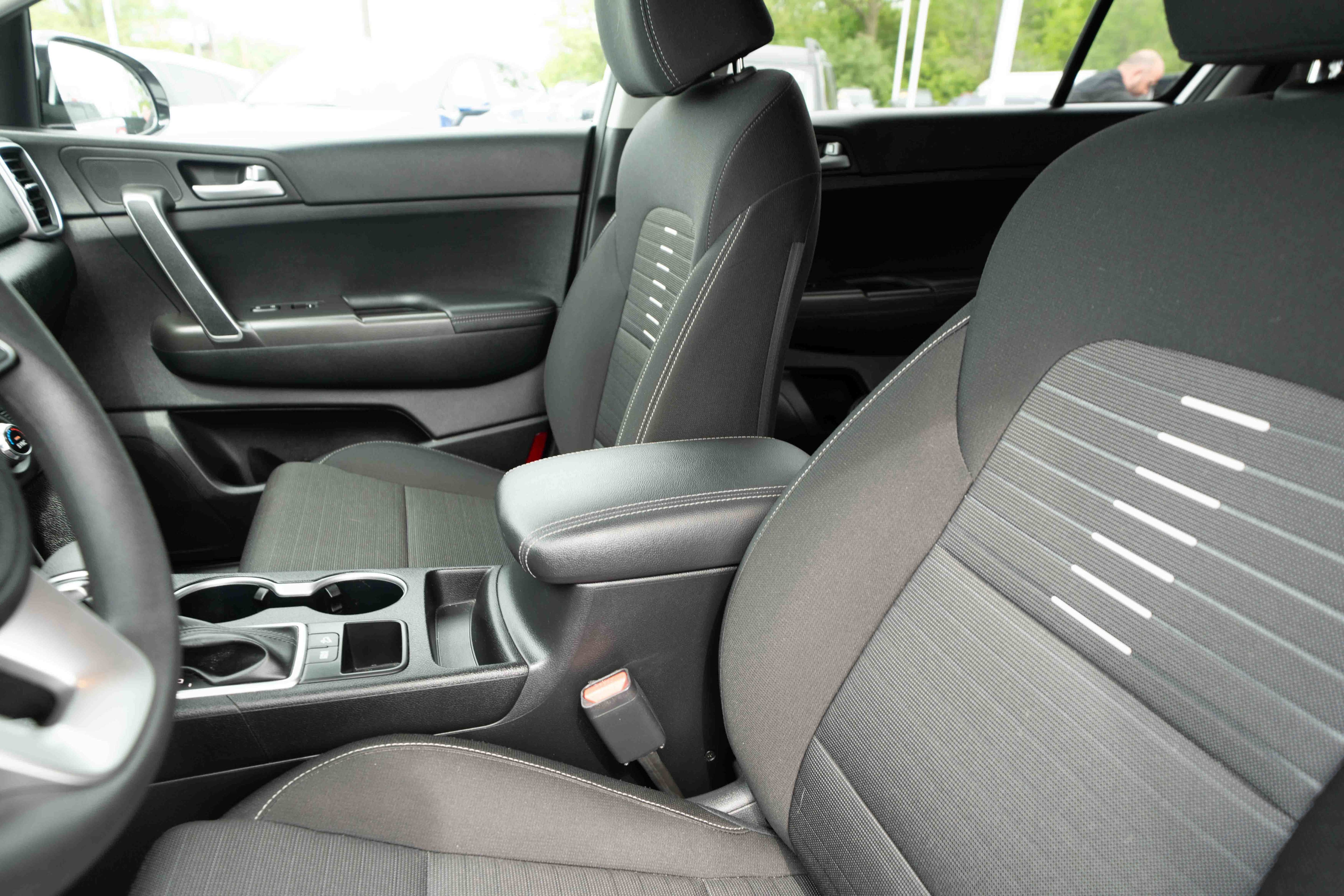 Used 2021 Kia Sportage LX w/ LX Fwd Popular Package image 10
