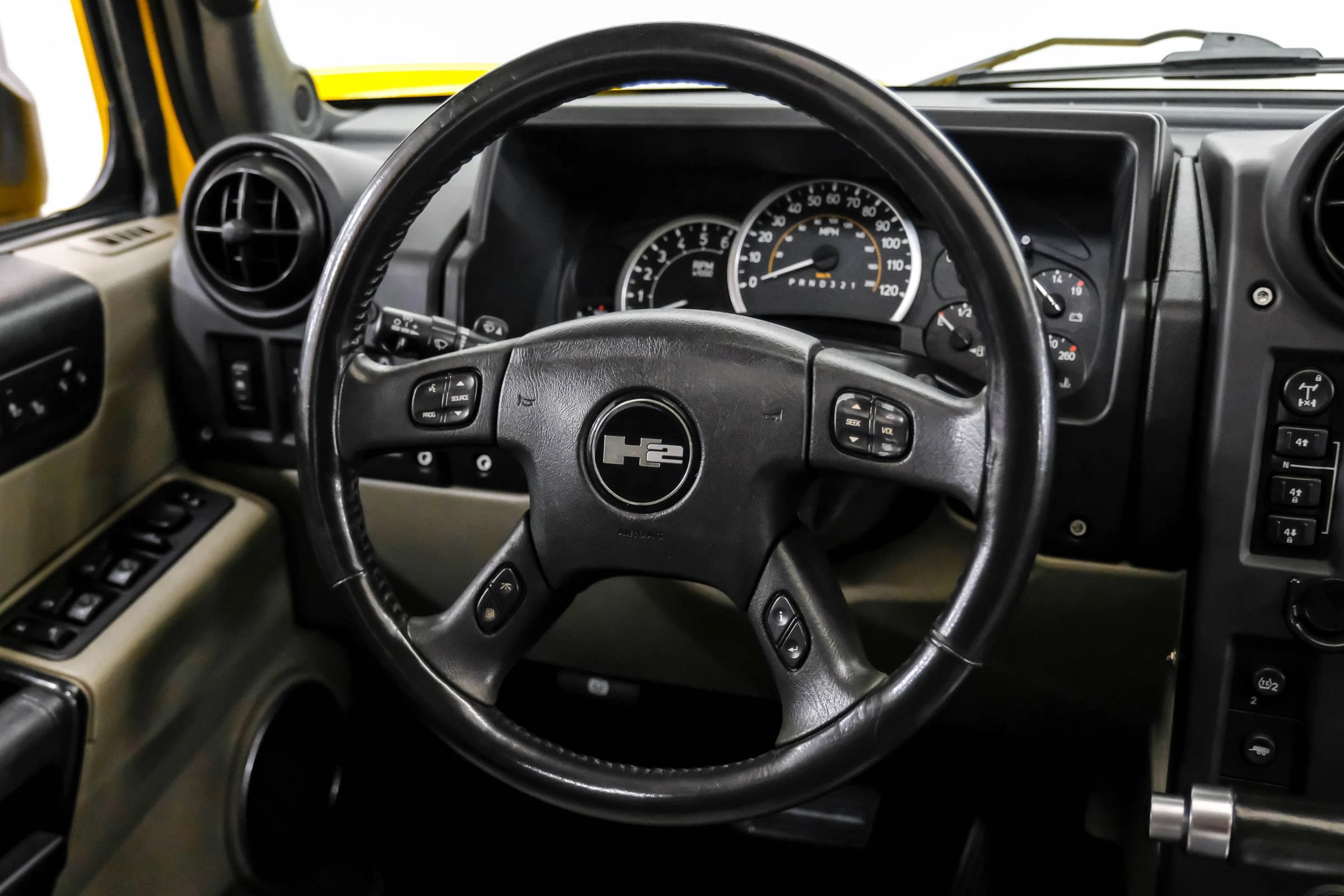Used 2007 HUMMER H2 SUT AWD/4WD image 16