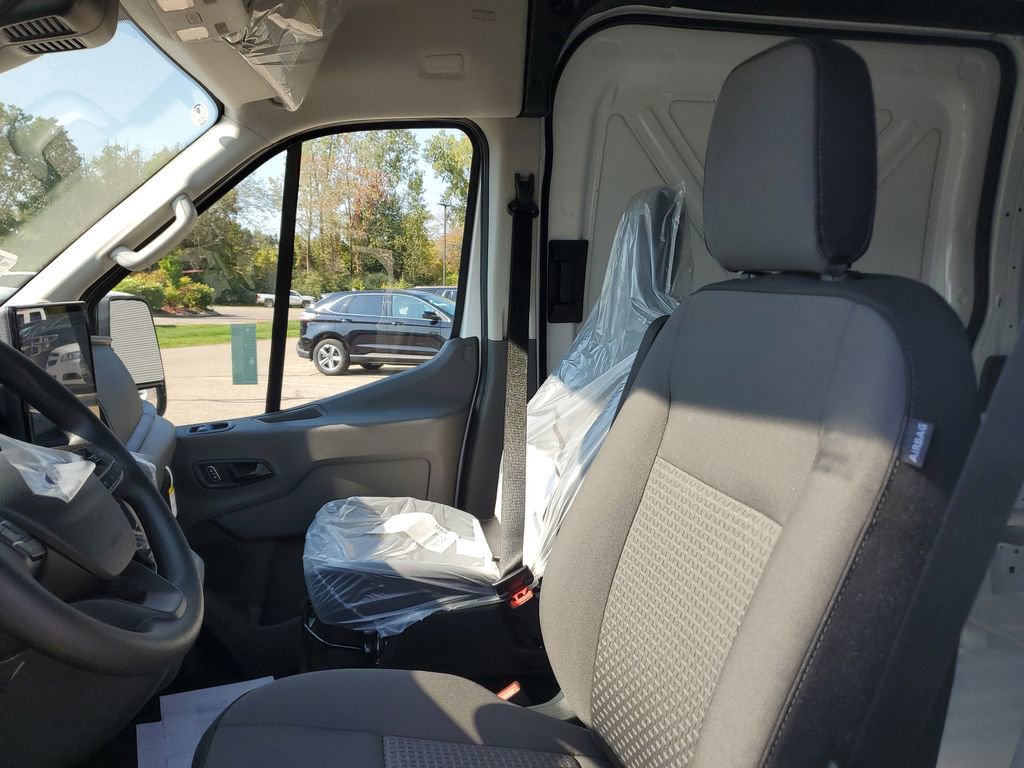 New 2026 Ford Transit 250 148 Medium Roof image 13