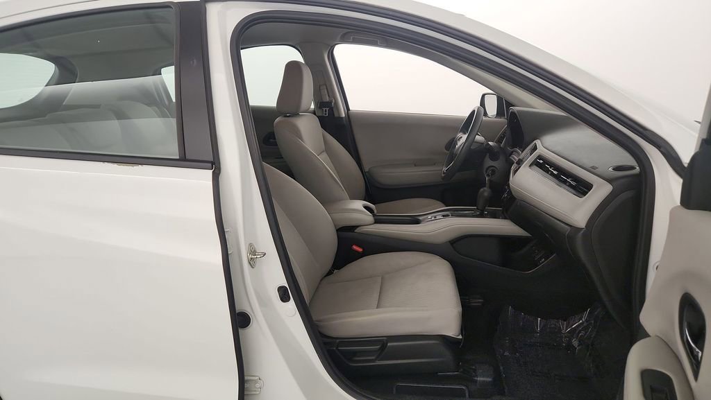 Used 2017 Honda HR-V LX image 21