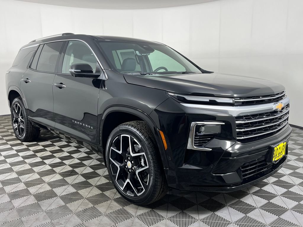 New 2026 Chevrolet Traverse High Country image 3