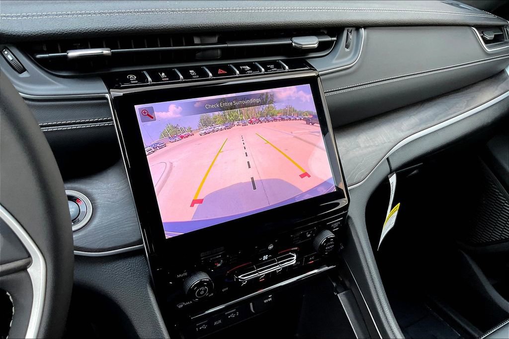 New 2025 Jeep Grand Cherokee Limited image 20