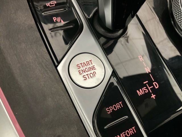 Certified 2022 BMW X5 xDrive40i w/ Parking Assistance Package image 17