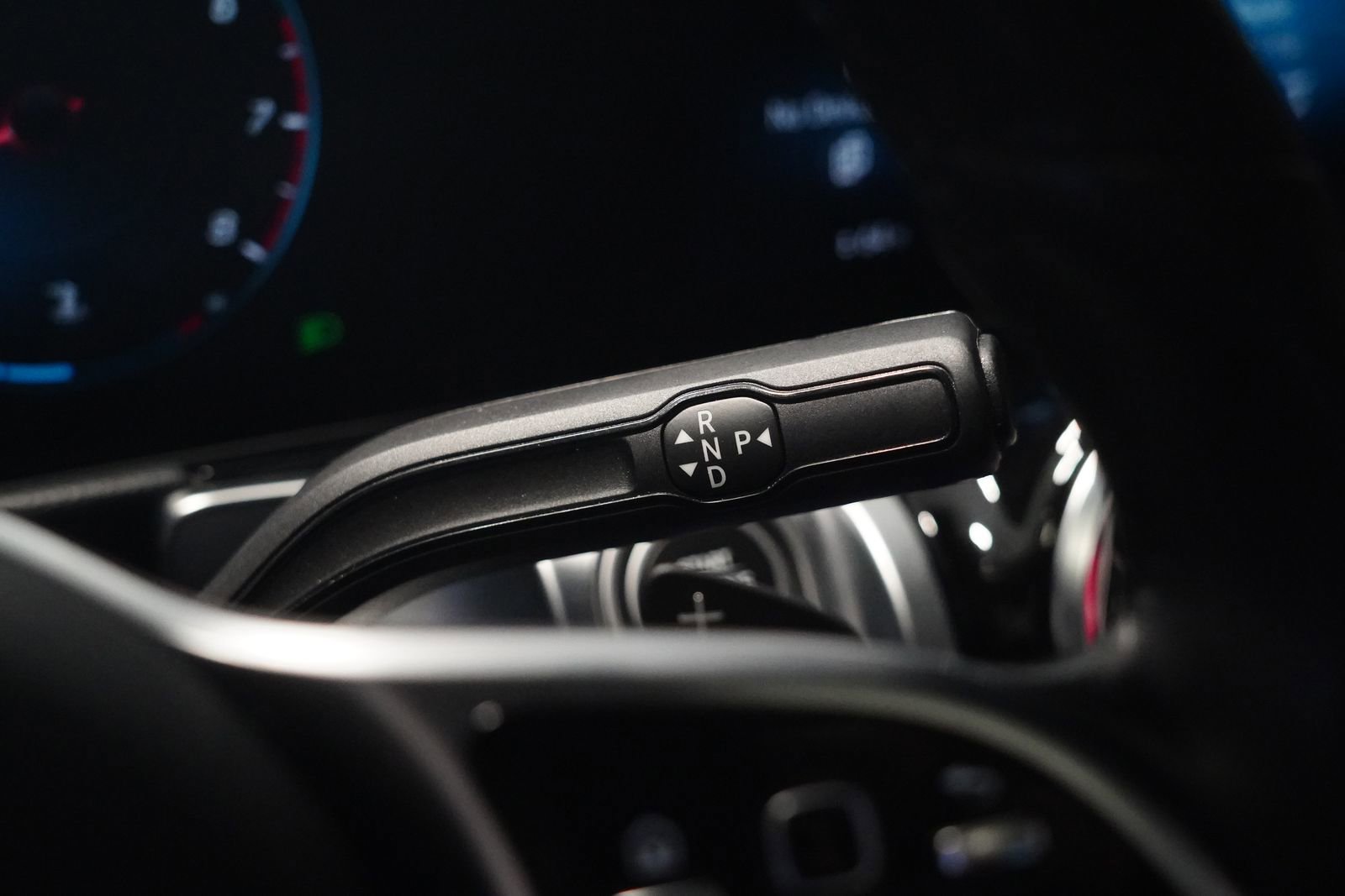 Used 2023 Mercedes-Benz GLB 250 4MATIC image 21