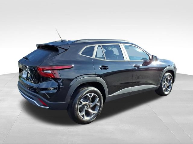 New 2026 Chevrolet Trax LT FWD image 3