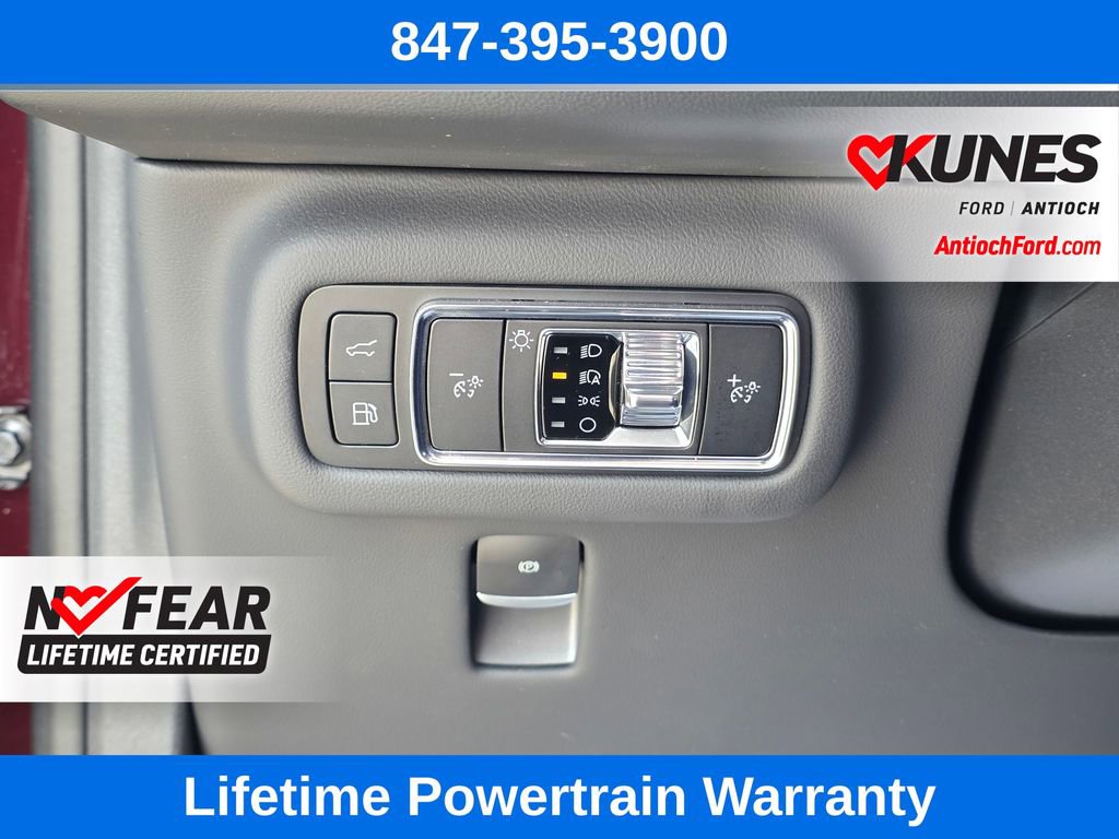 Used 2024 Lincoln Nautilus Reserve w/ Equipment Group 202A AWD/4WD image 47