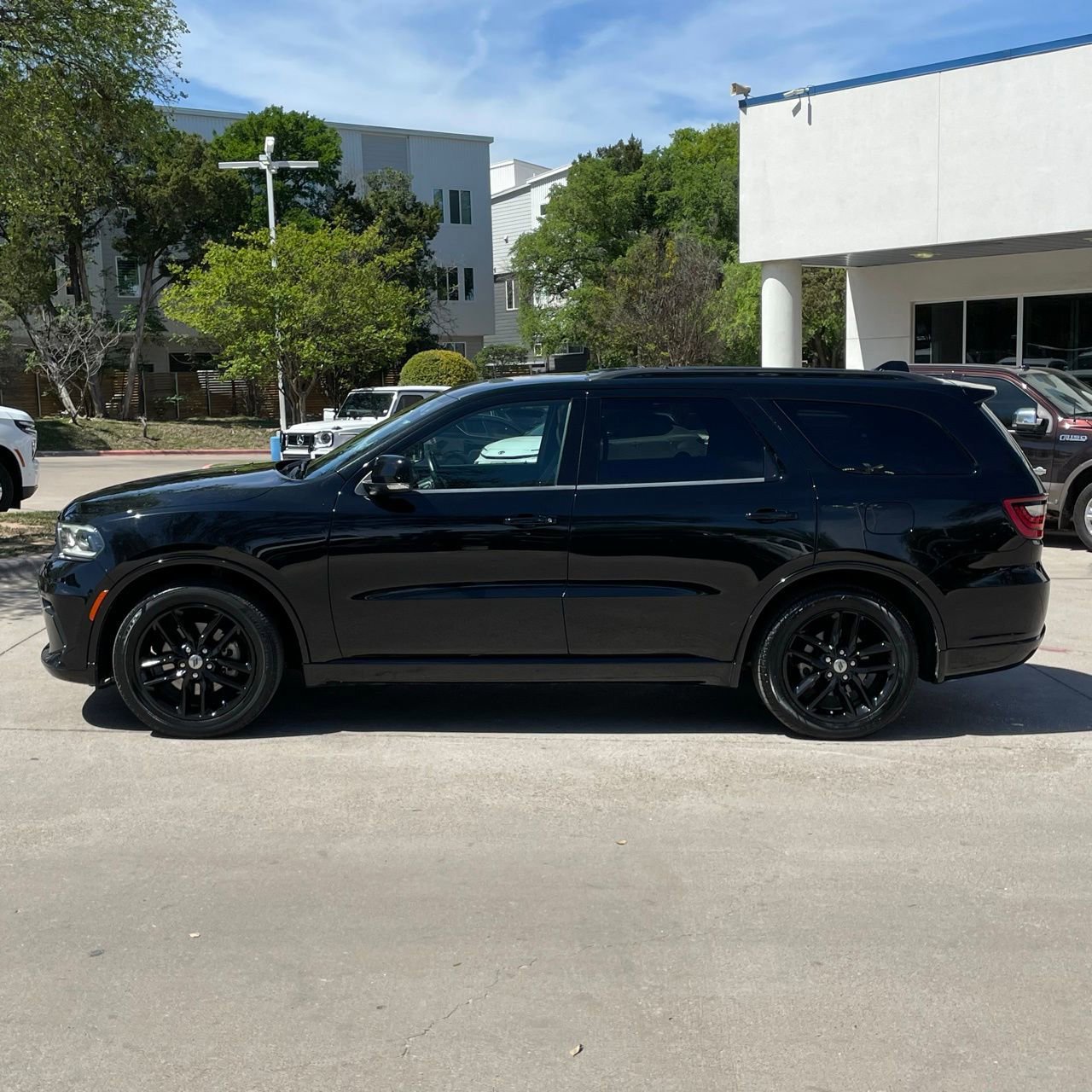 Used 2024 Dodge Durango GT image 3