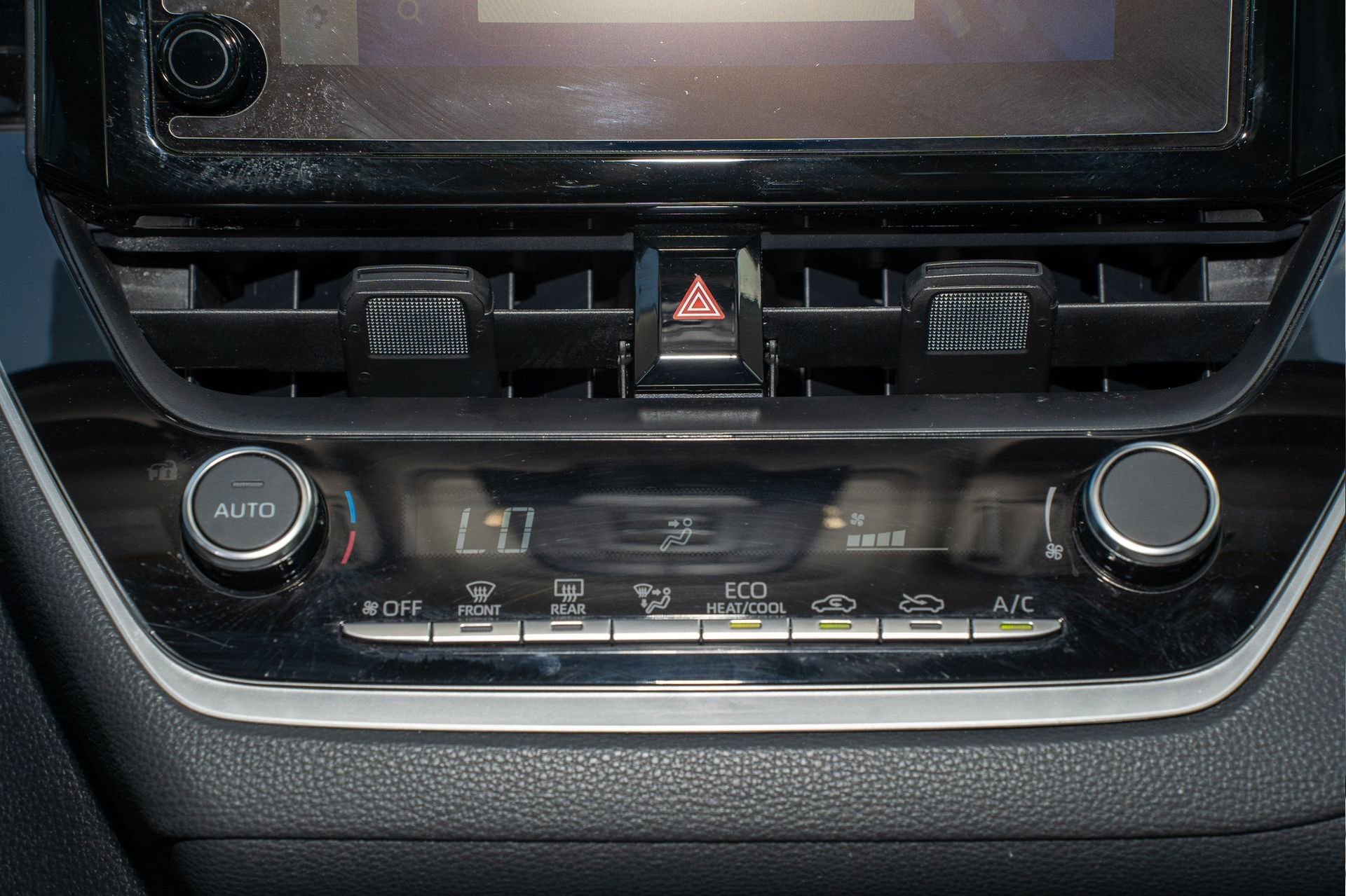 Used 2024 Toyota Corolla LE image 22