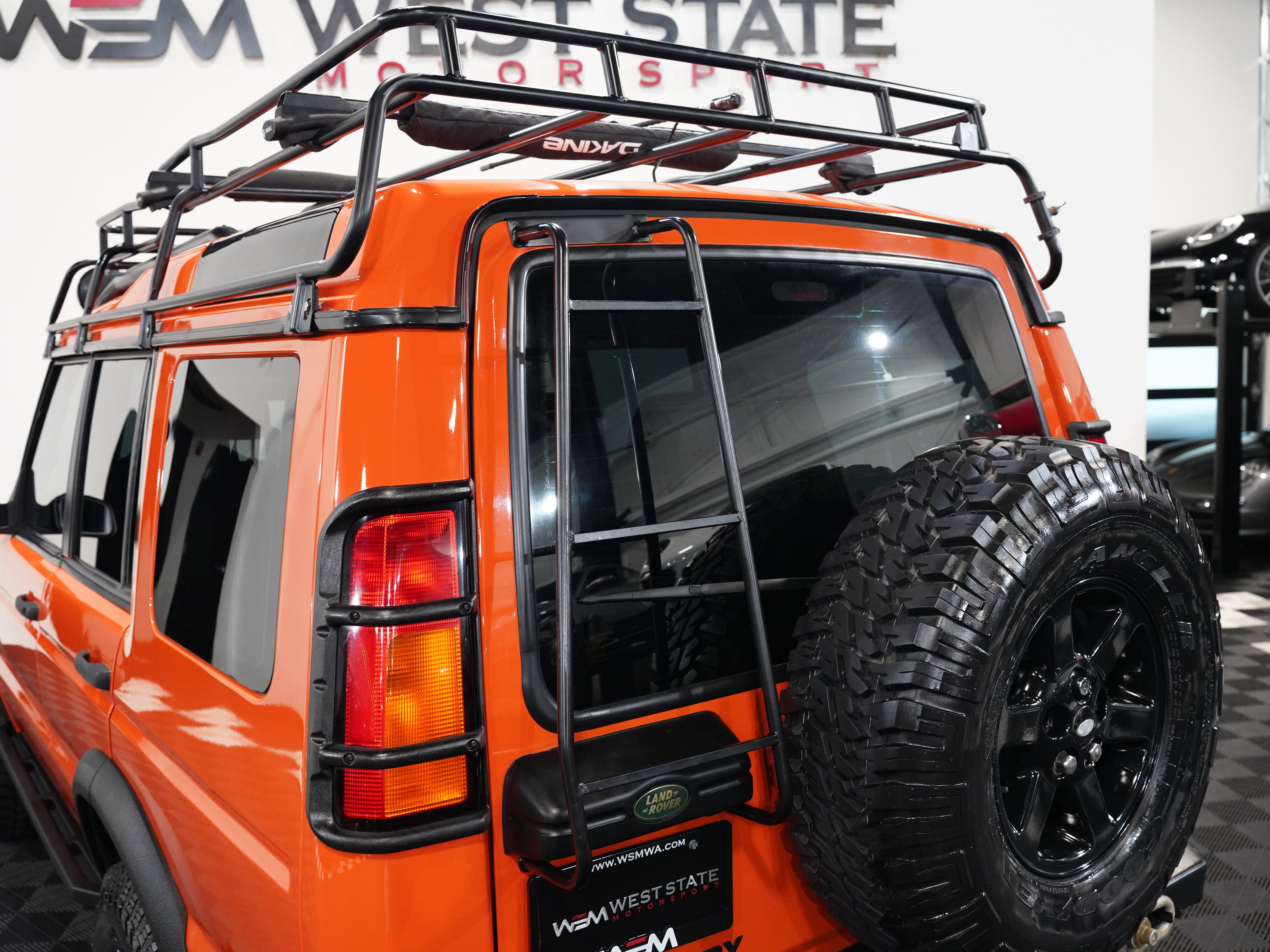 Used 2003 Land Rover Discovery S image 22