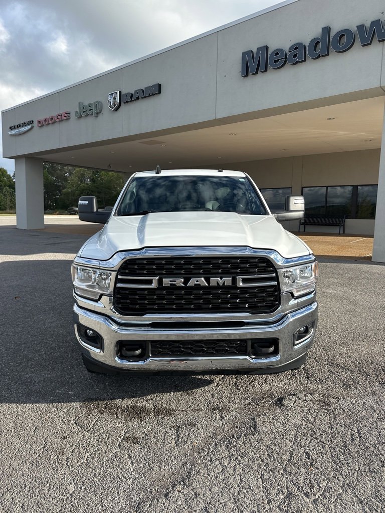 Used 2024 RAM 2500 Big Horn video 2