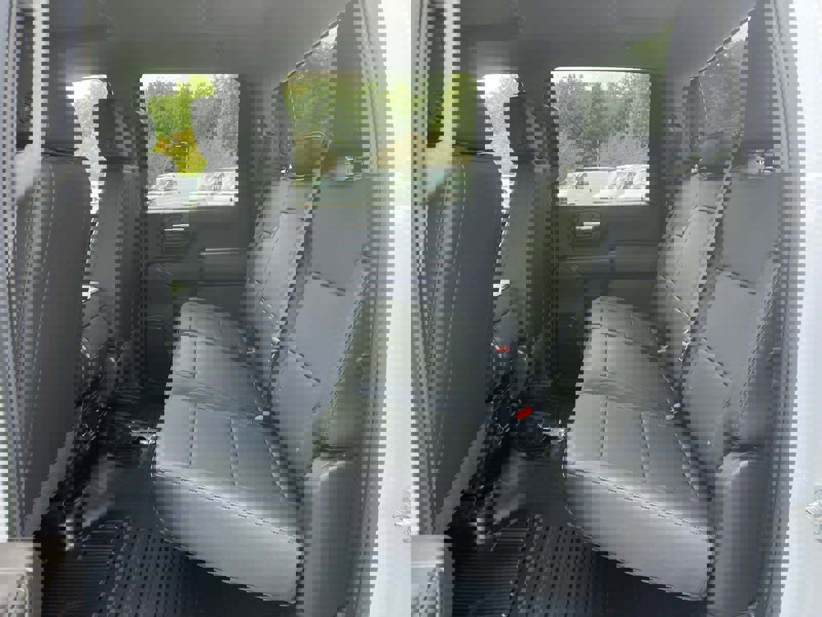 New 2024 GMC Sierra 2500 Pro w/ Convenience Package image 22