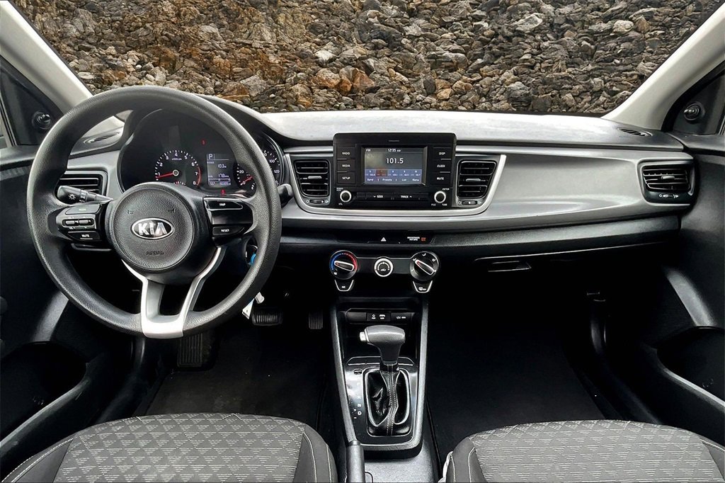Used 2018 Kia Rio LX image 13