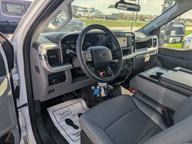 New 2025 Ford F350 XL w/ XL Chrome Package image 10