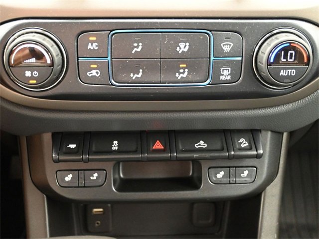 Used 2018 Chevrolet Colorado Z71 w/ Z71 Midnight Edition image 27