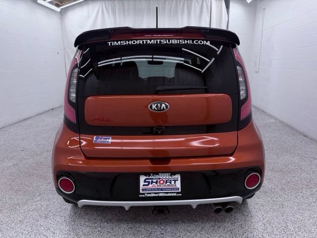 Used 2018 Kia Soul ! w/ Tech Package FWD image 3
