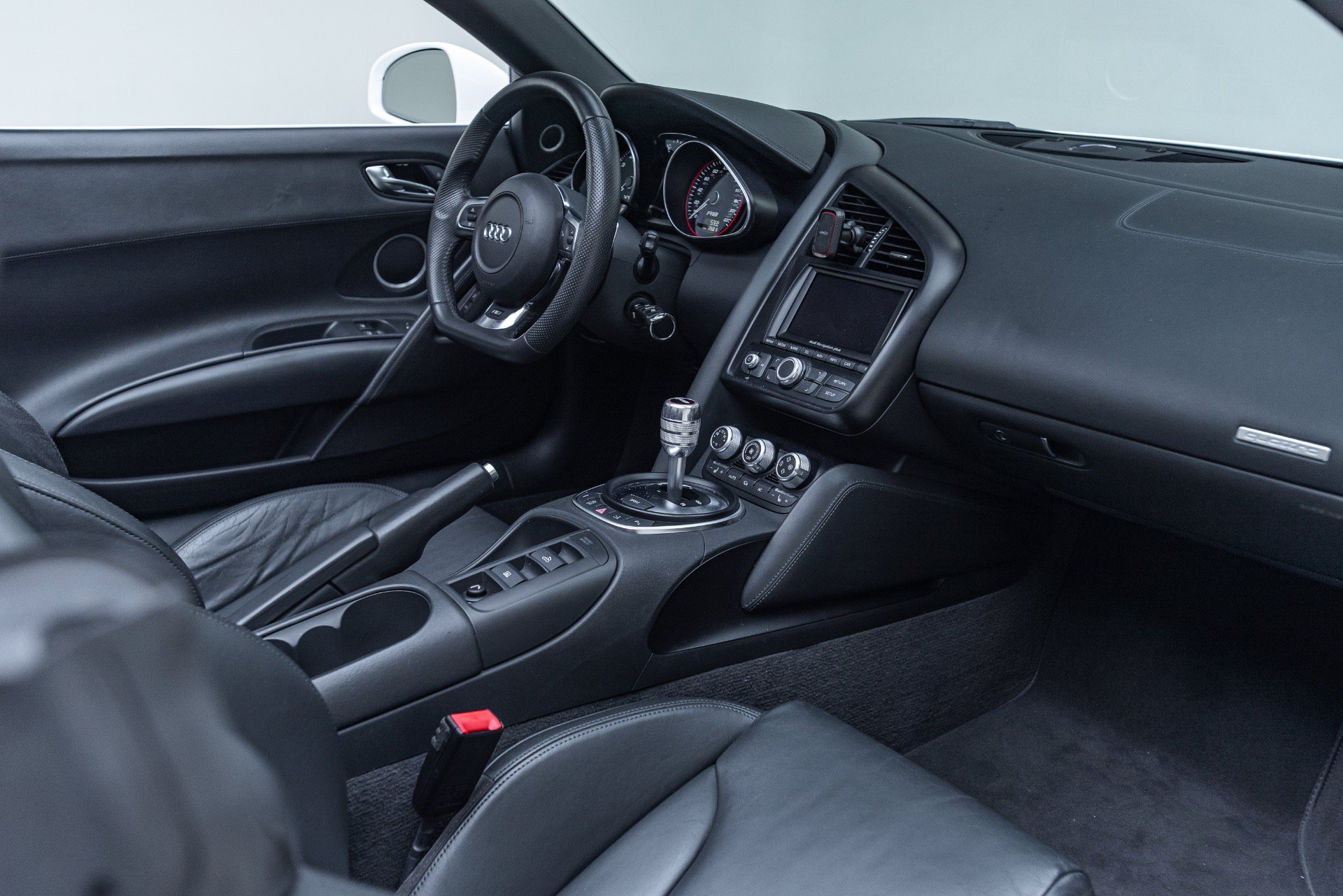 Used 2012 Audi R8 V10 AWD/4WD image 16