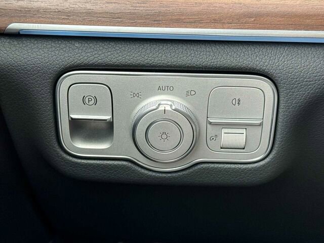 Used 2026 Mercedes-Benz GLE 450 4MATIC image 35