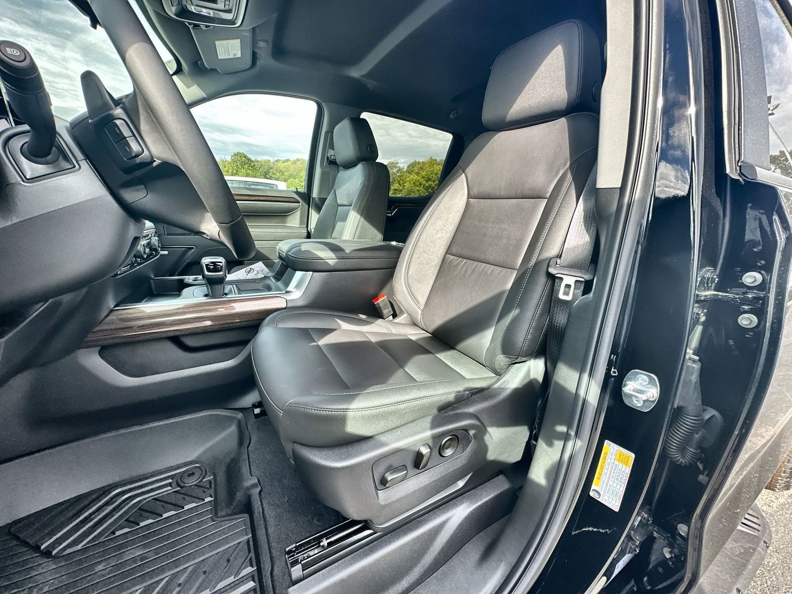 New 2026 Chevrolet Silverado 1500 LT Trail Boss w/ LT Trail Boss Premium Package image 18
