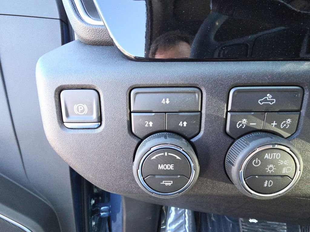 New 2026 Chevrolet Silverado 3500 LT AWD/4WD image 21