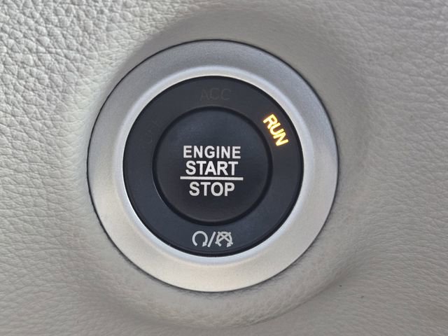 Used 2021 Chrysler Pacifica Touring-L w/ Premium & Safety Sphere Group image 19