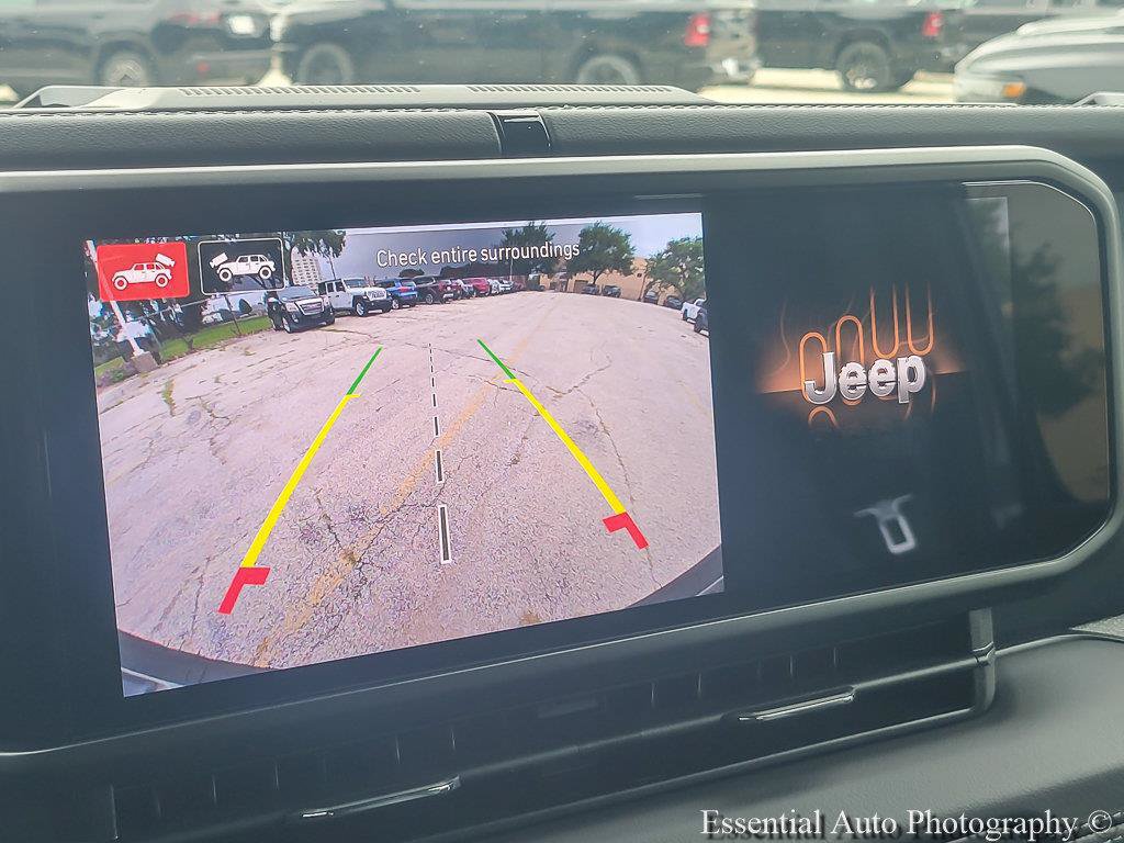 New 2026 Jeep Wrangler Unlimited Sahara AWD/4WD image 21