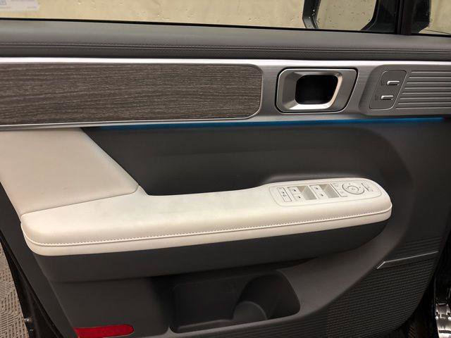 Used 2024 Hyundai Santa Fe Limited image 10