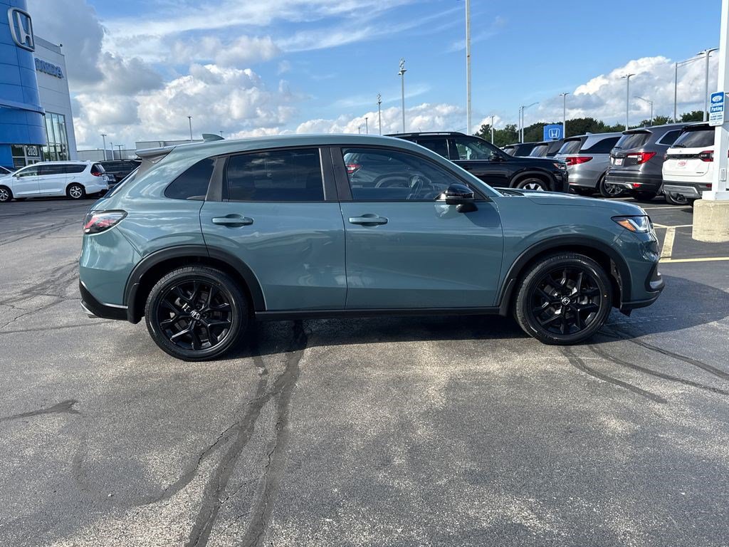 Used 2024 Honda HR-V Sport image 12