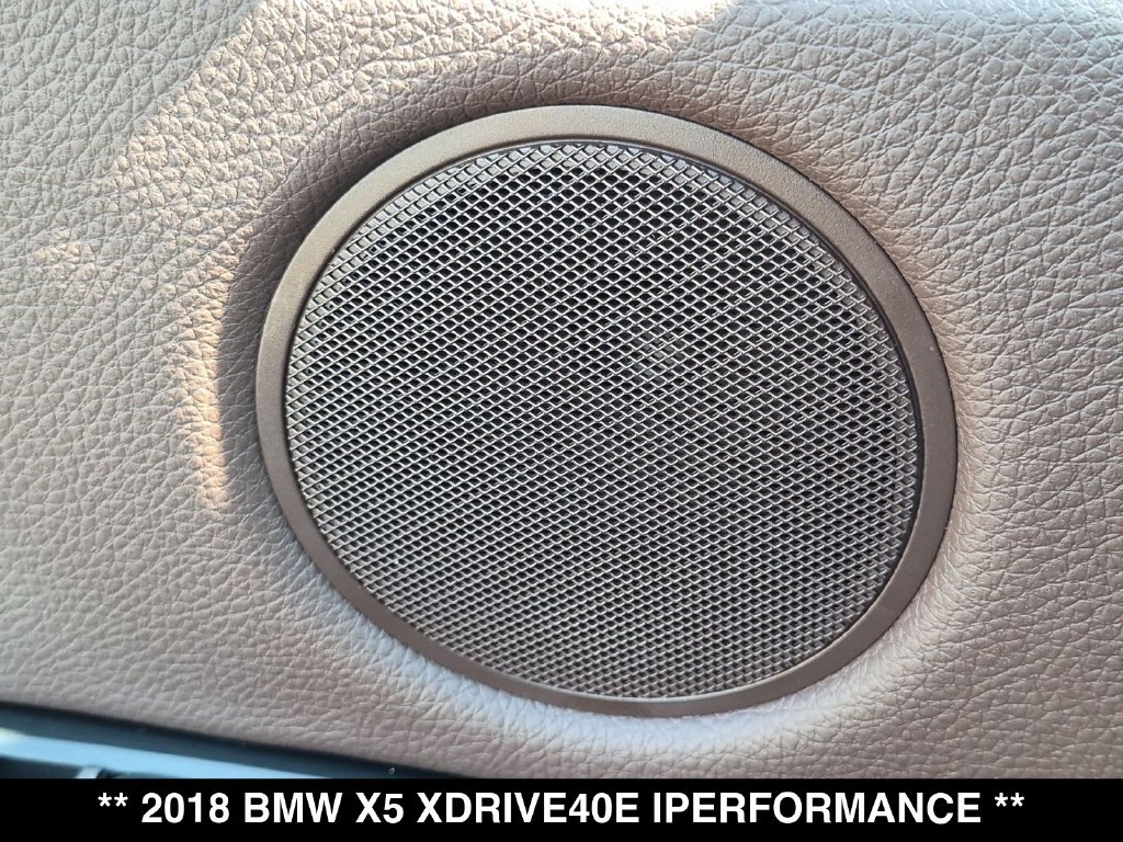 Used 2018 BMW X5 xDrive40e w/ Driving Assistance Package AWD/4WD image 28