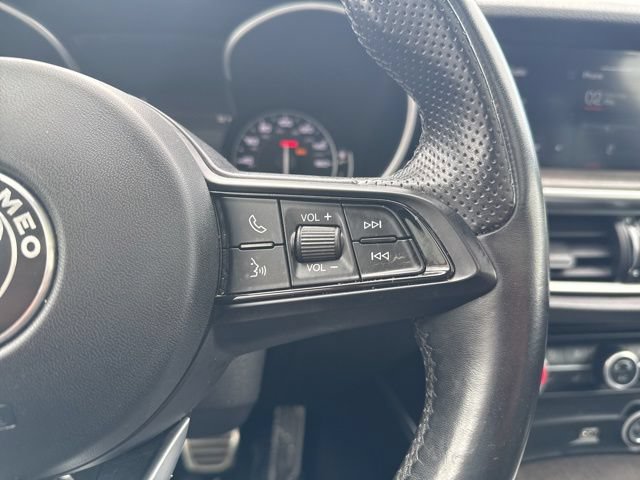 Used 2022 Alfa Romeo Stelvio Ti w/ Active Assist Plus Package AWD/4WD image 20