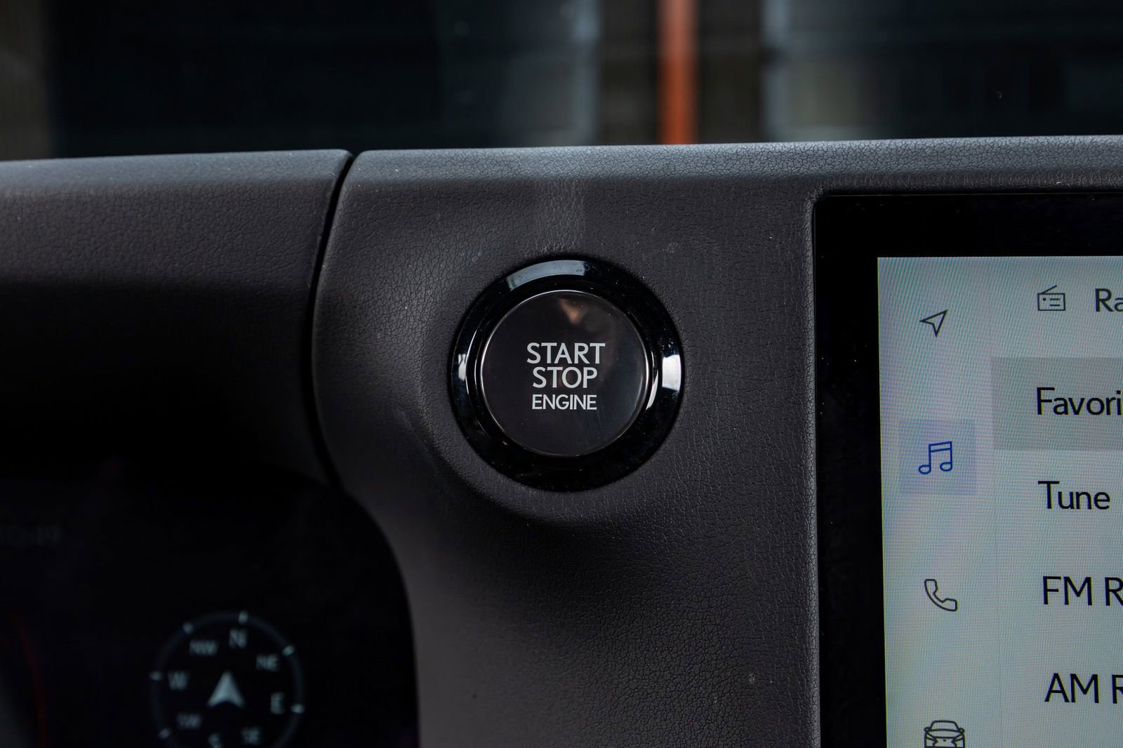 Used 2024 Lexus GX 550 image 23