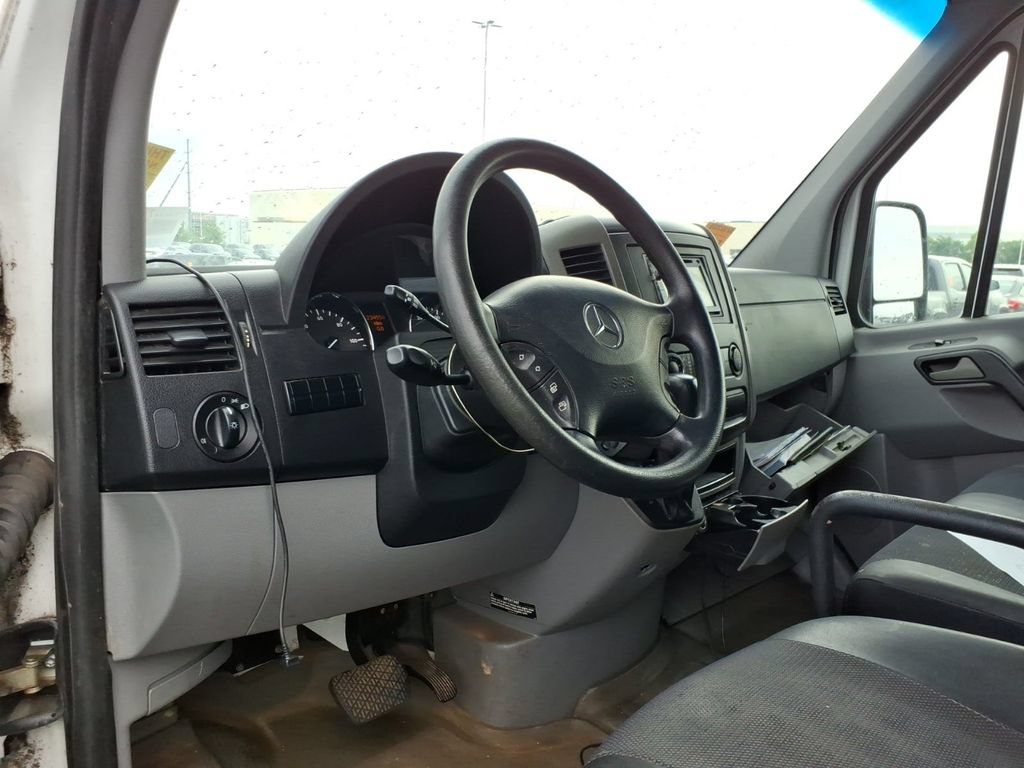 Used 2012 Mercedes-Benz Sprinter 2500 image 5