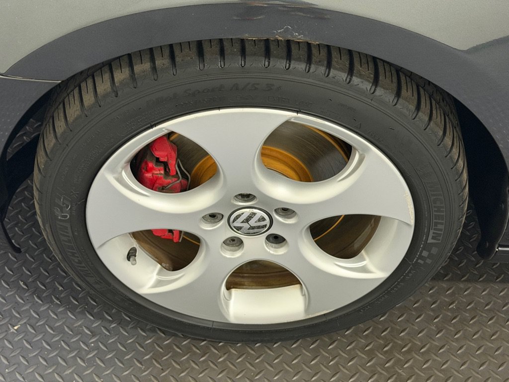 Used 2010 Volkswagen GTI 4-Door FWD image 21