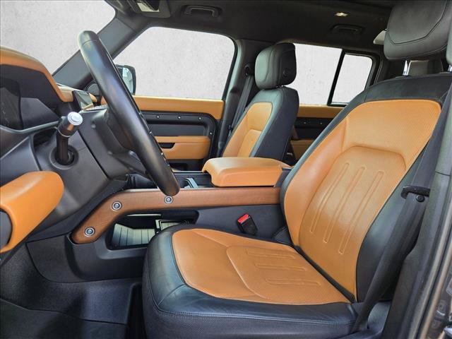 Used 2022 Land Rover Defender 110 X AWD/4WD image 16
