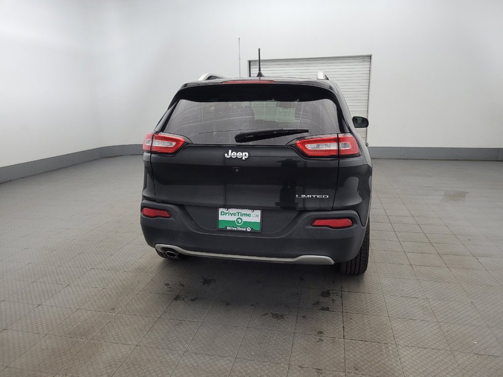 Used 2016 Jeep Cherokee Limited image 7