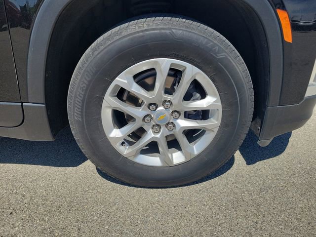 Used 2022 Chevrolet Traverse LS FWD image 8