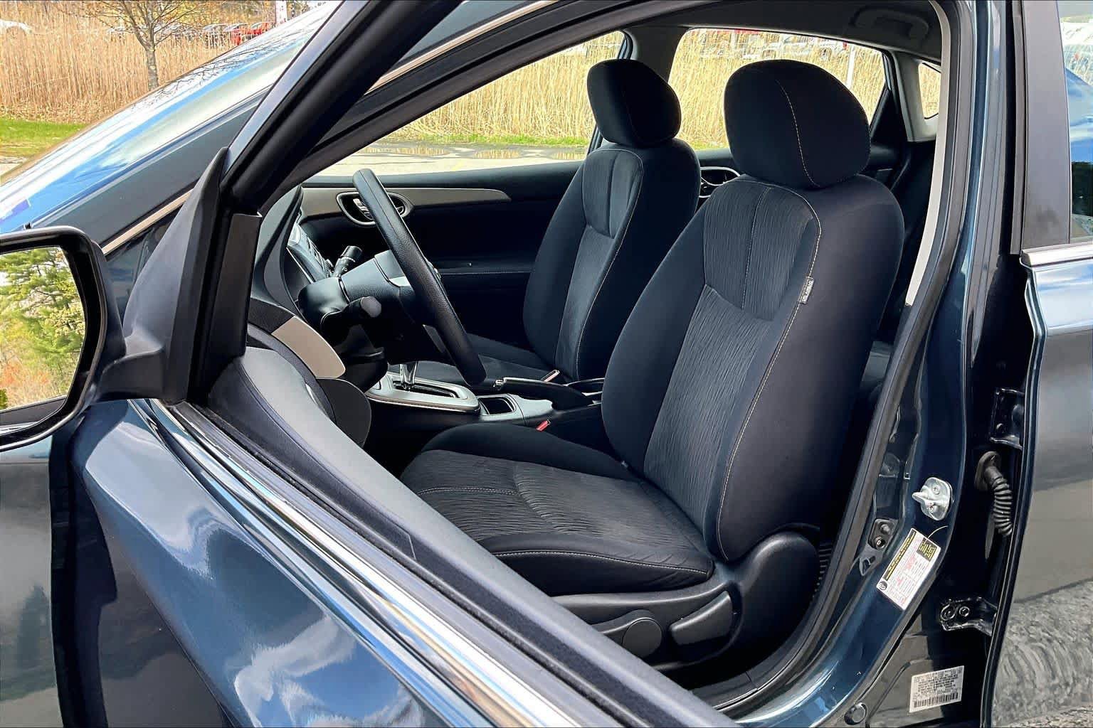 Used 2014 Nissan Sentra SV FWD image 9